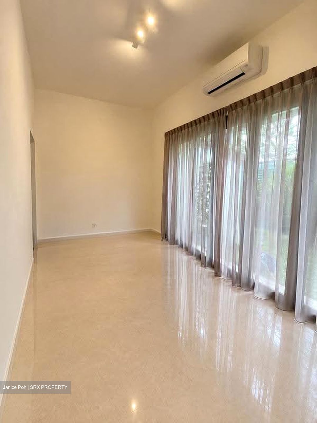 Pasir Ris Beach Park (D18), Semi-Detached #631984291